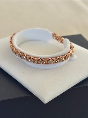 Tycoon Rose Gold Tennis Bracelet with Diamond-Cut Accents